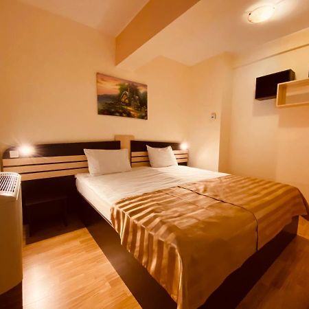 Hotel Zimbru 이아시 외부 사진